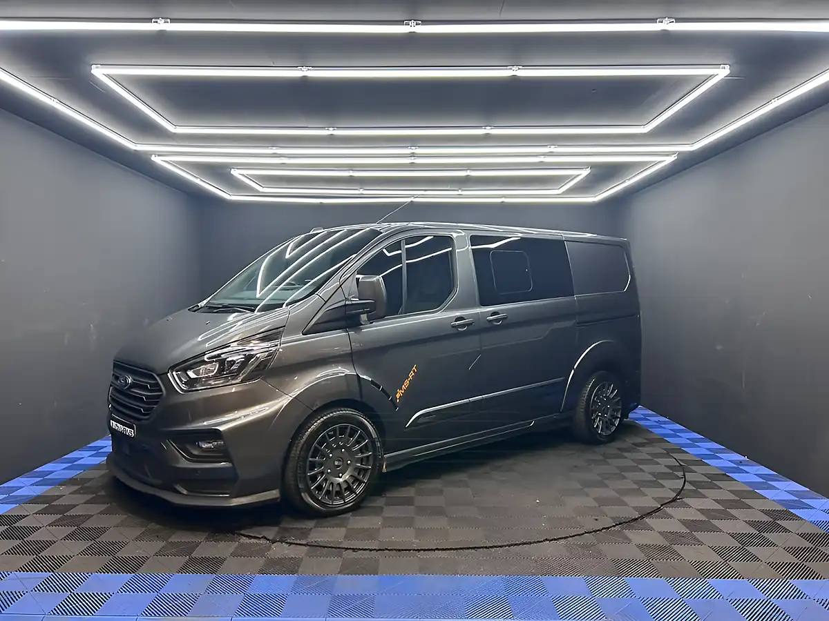 Used 2020 Ford Transit Custom Limited Grey - Interior and Exterior details 8