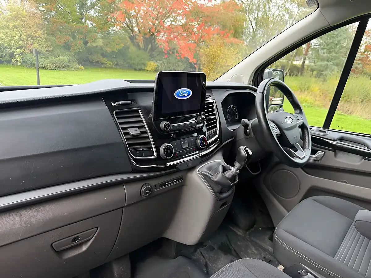 Used 2020 Ford Transit Custom Limited Grey - Interior and Exterior details 14