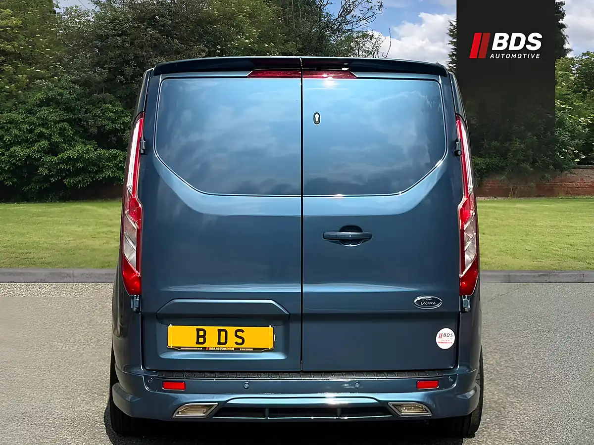 Used 2020 Ford Transit Custom Limited - Interior and Exterior details 10