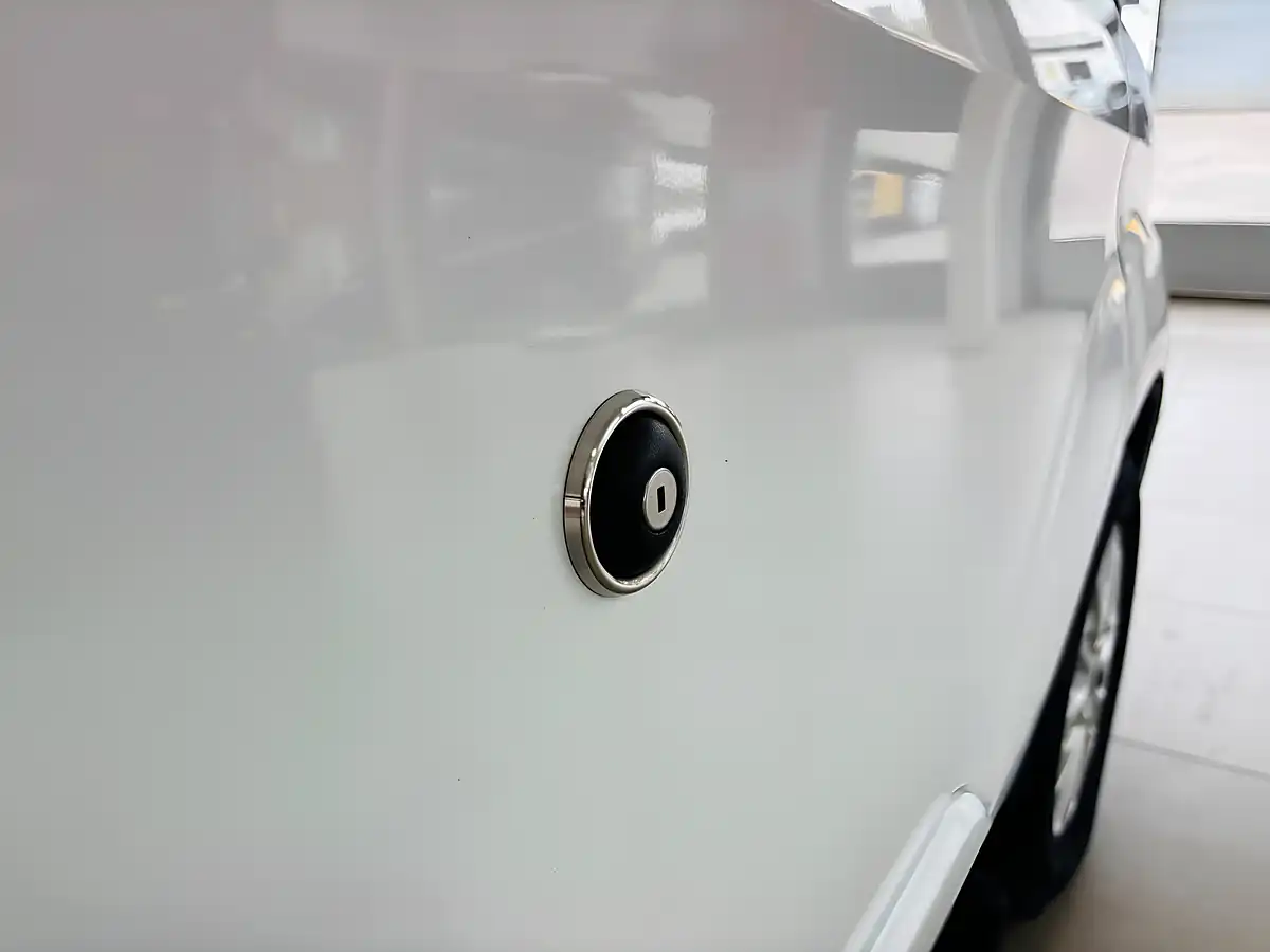 Used 2020 Ford Transit Custom Limited L2 H1 White - Interior and Exterior details 10