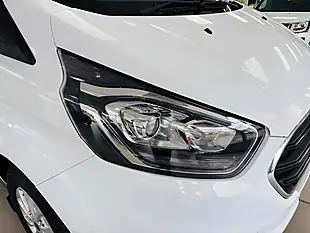 Used 2020 Ford Transit Custom Limited L2 H1 White - Interior and Exterior details 11