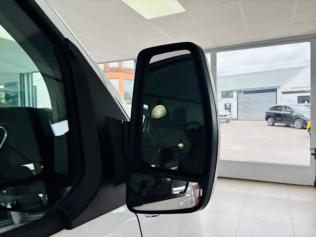 Used 2020 Ford Transit Custom Limited L2 H1 White - Interior and Exterior details 13