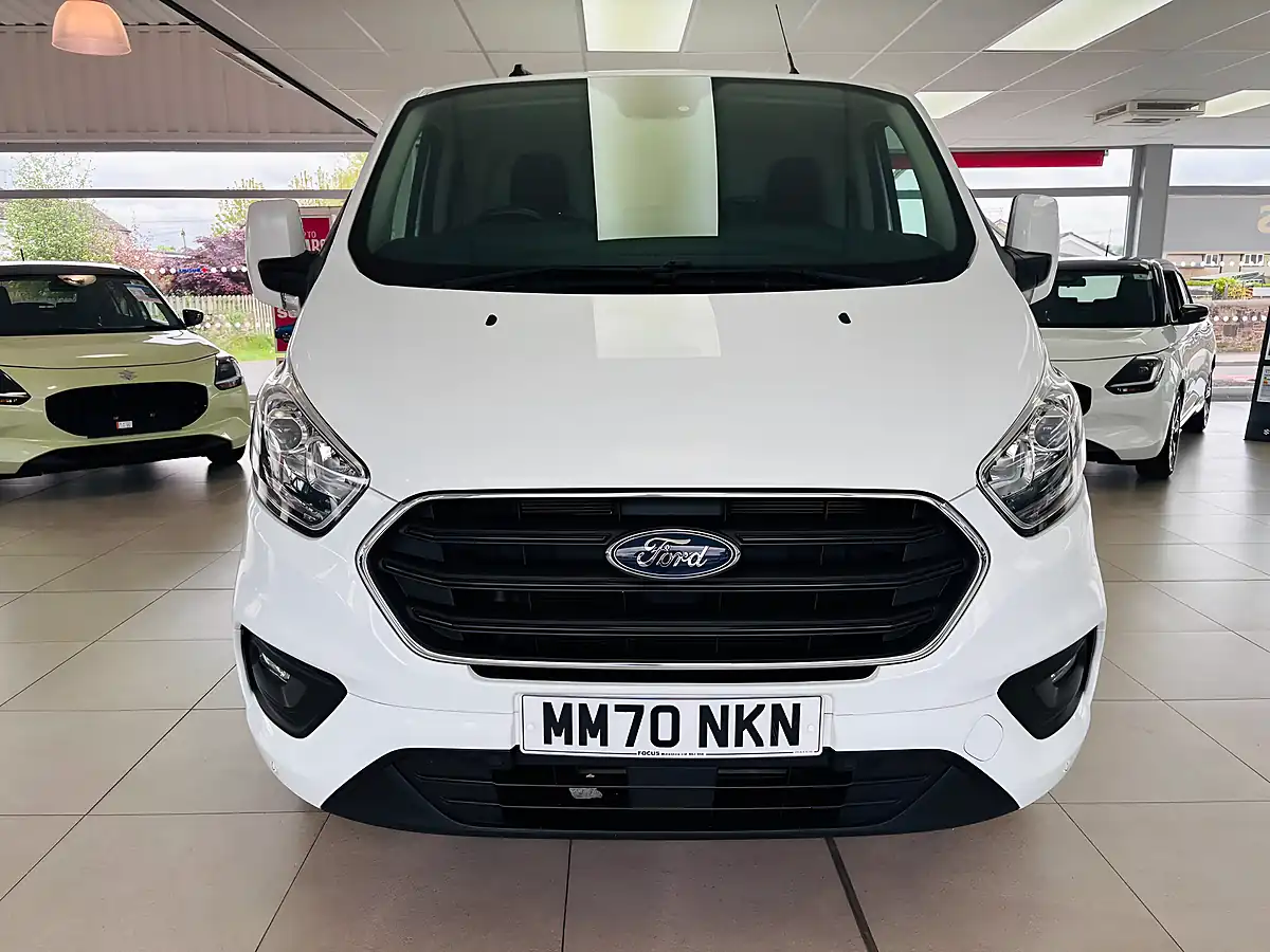 Used 2020 Ford Transit Custom Limited L2 H1 White - Interior and Exterior details 2