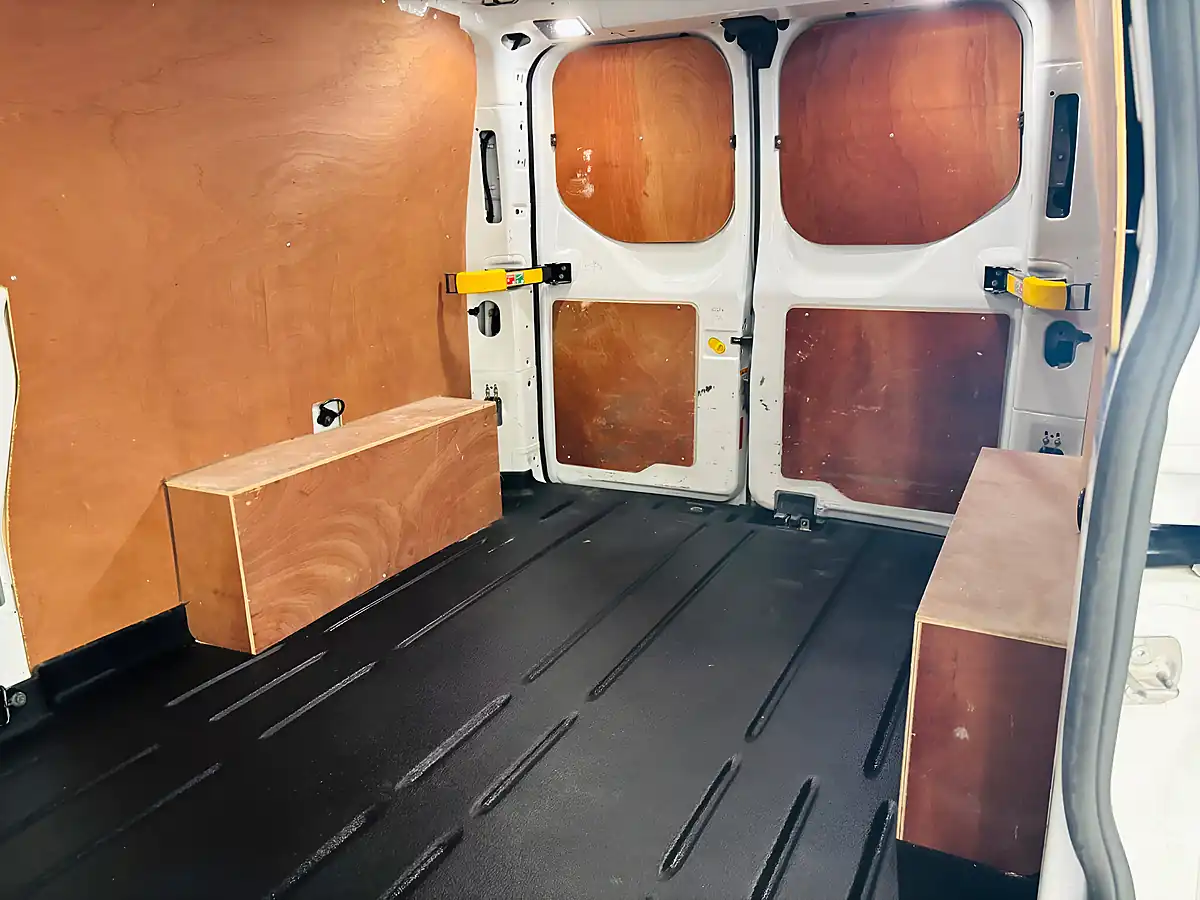 Used 2020 Ford Transit Custom Limited L2 H1 White - Interior and Exterior details 20