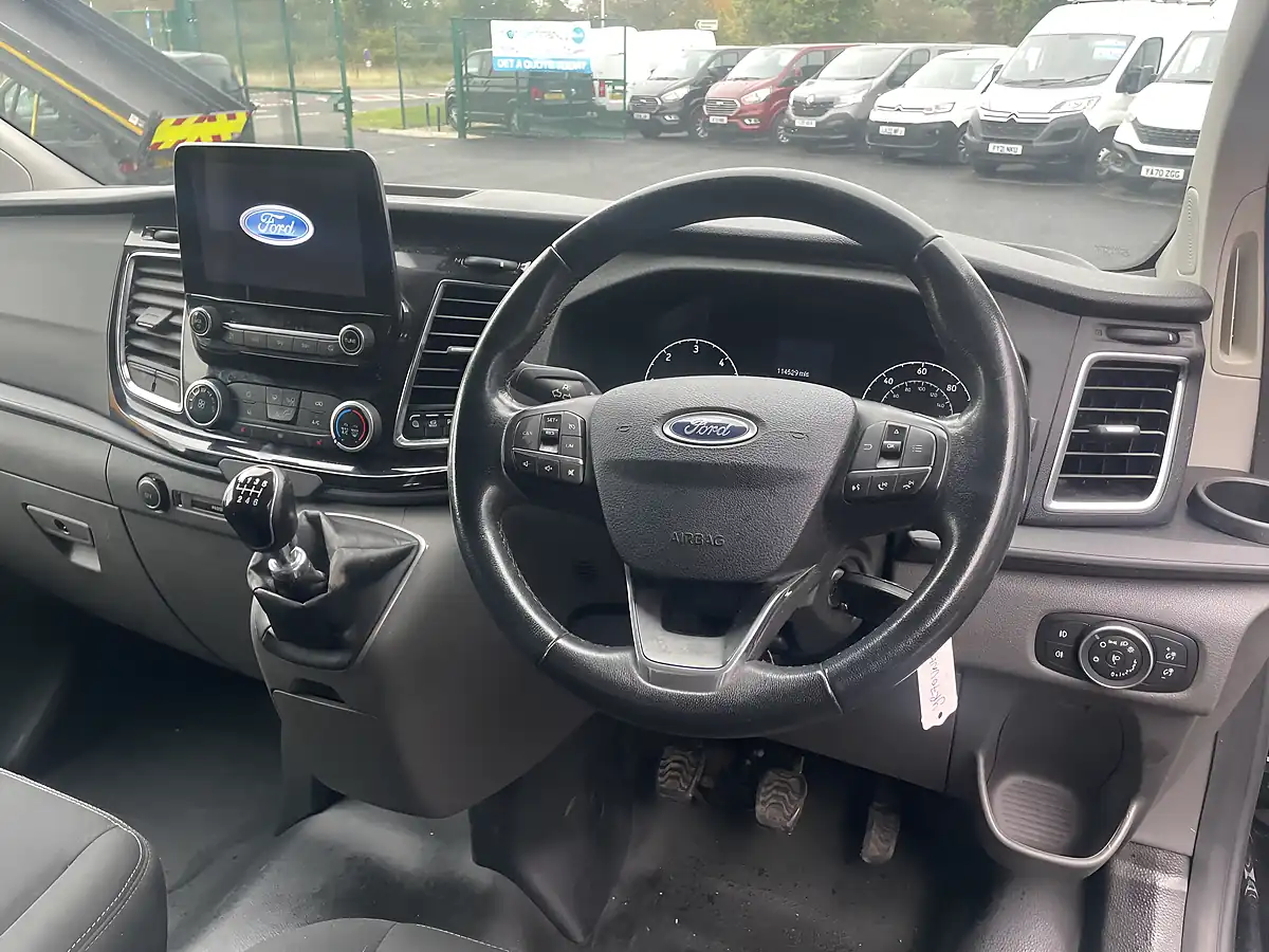 Used 2020 Ford Transit Custom Limited Lwb Black - Interior and Exterior details 8