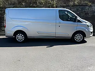 Used 2020 Ford Transit Custom Limited Moondust Silver - Interior and Exterior details 4