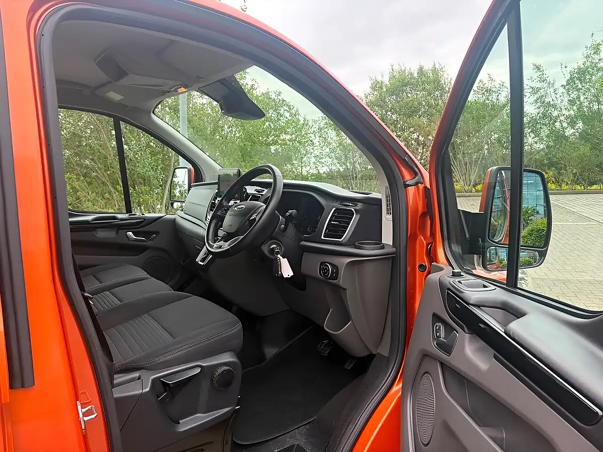 Used 2020 Ford Transit Custom Limited Orange - Interior and Exterior details 19