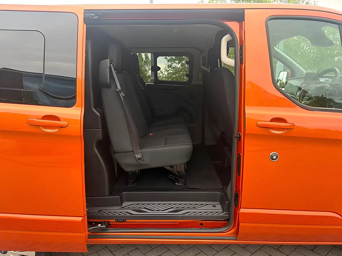 Used 2020 Ford Transit Custom Limited Orange - Interior and Exterior details 20
