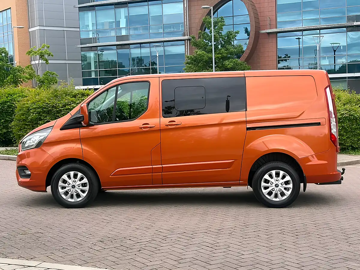 Used 2020 Ford Transit Custom Limited Orange - Interior and Exterior details 4