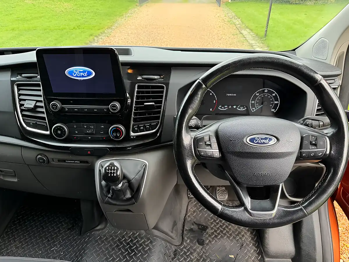 Used 2020 Ford Transit Custom Limited Orange - Interior and Exterior details 10