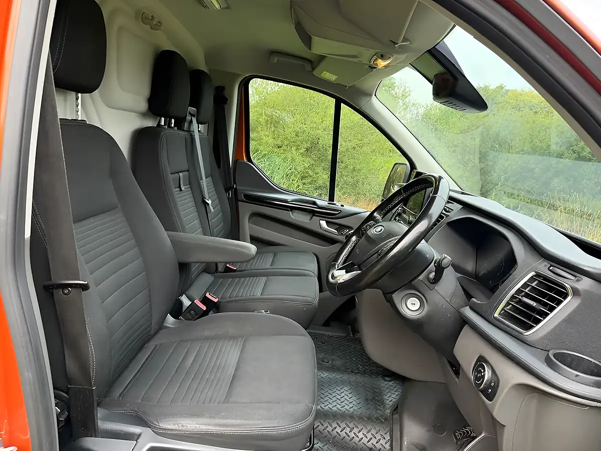 Used 2020 Ford Transit Custom Limited Orange - Interior and Exterior details 15
