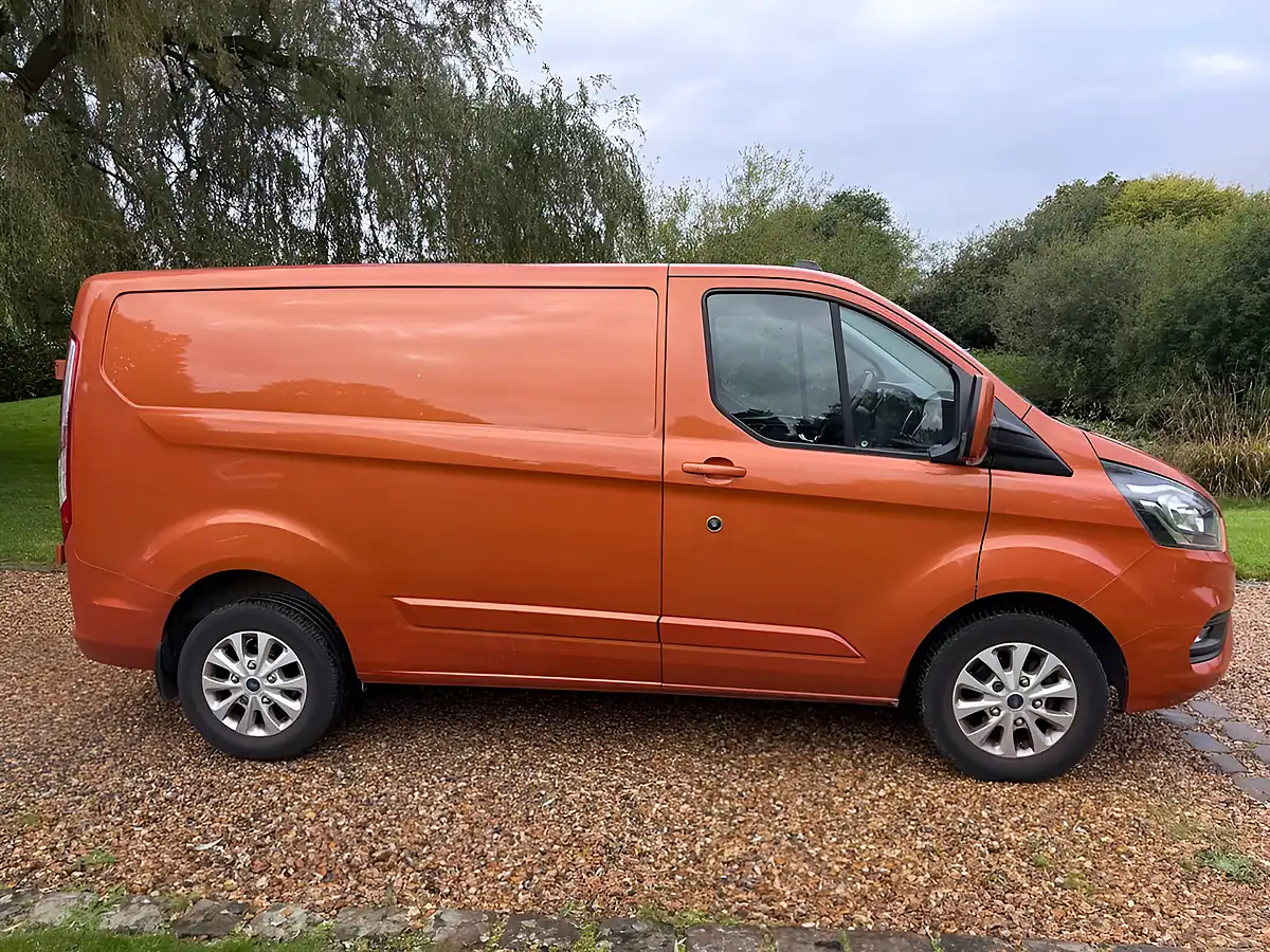 Used 2020 Ford Transit Custom Limited Orange - Interior and Exterior details 6