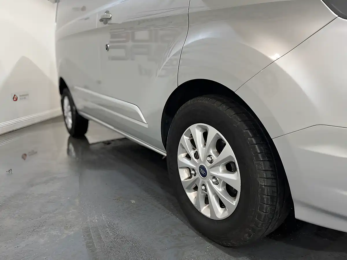 Used 2020 Ford Transit Custom Limited Silver - Interior and Exterior details 9