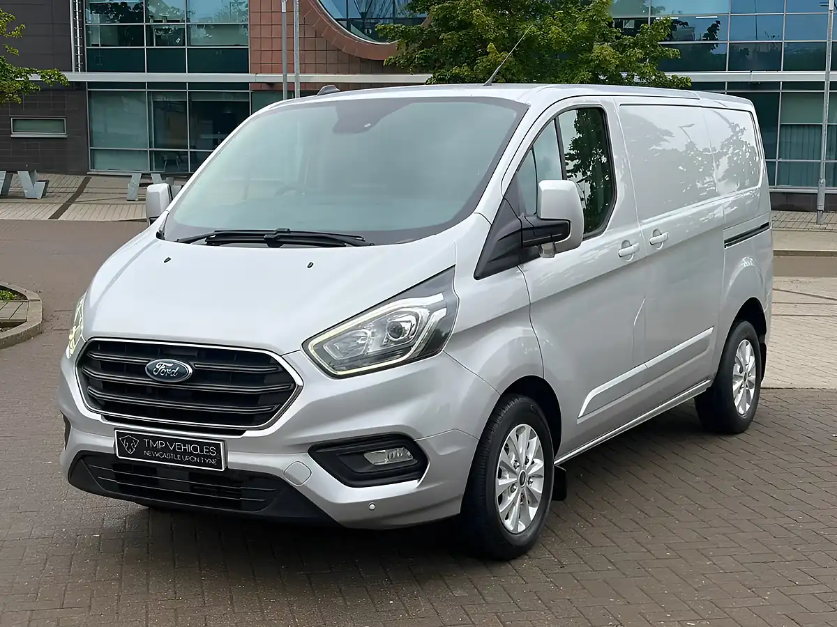 Used 2020 Ford Transit Custom Limited Silver - Interior and Exterior details 7