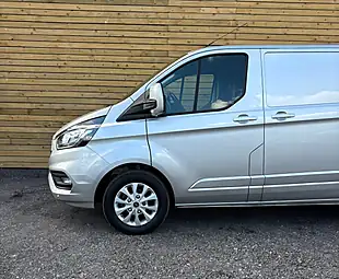 Used 2020 Ford Transit Custom Limited Silver - Interior and Exterior details 10