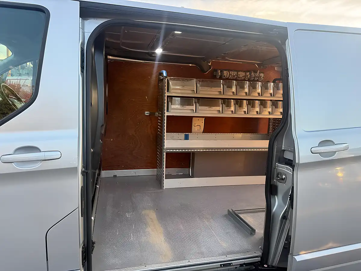 Used 2020 Ford Transit Custom Limited Silver - Interior and Exterior details 10