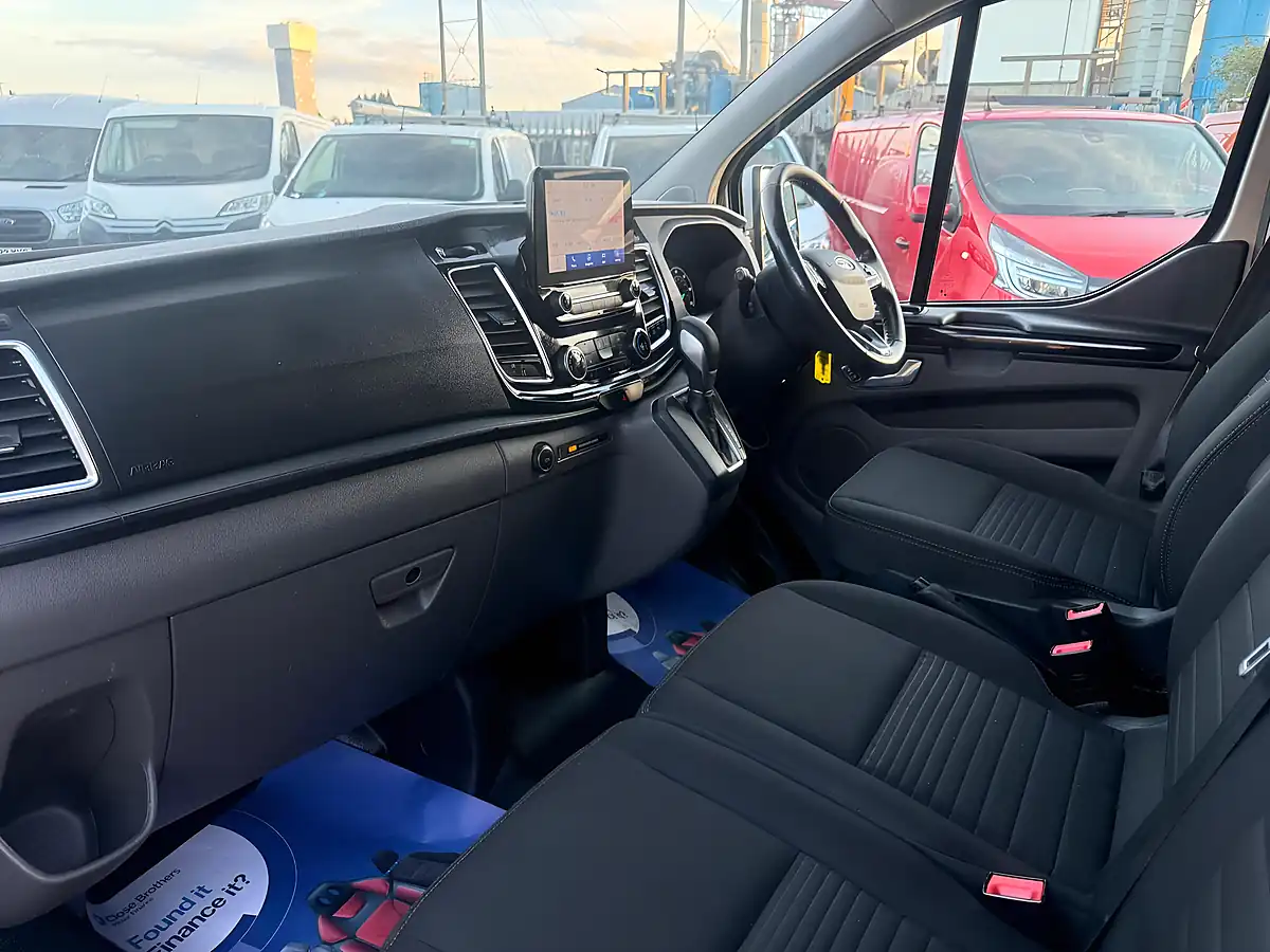 Used 2020 Ford Transit Custom Limited Silver - Interior and Exterior details 6