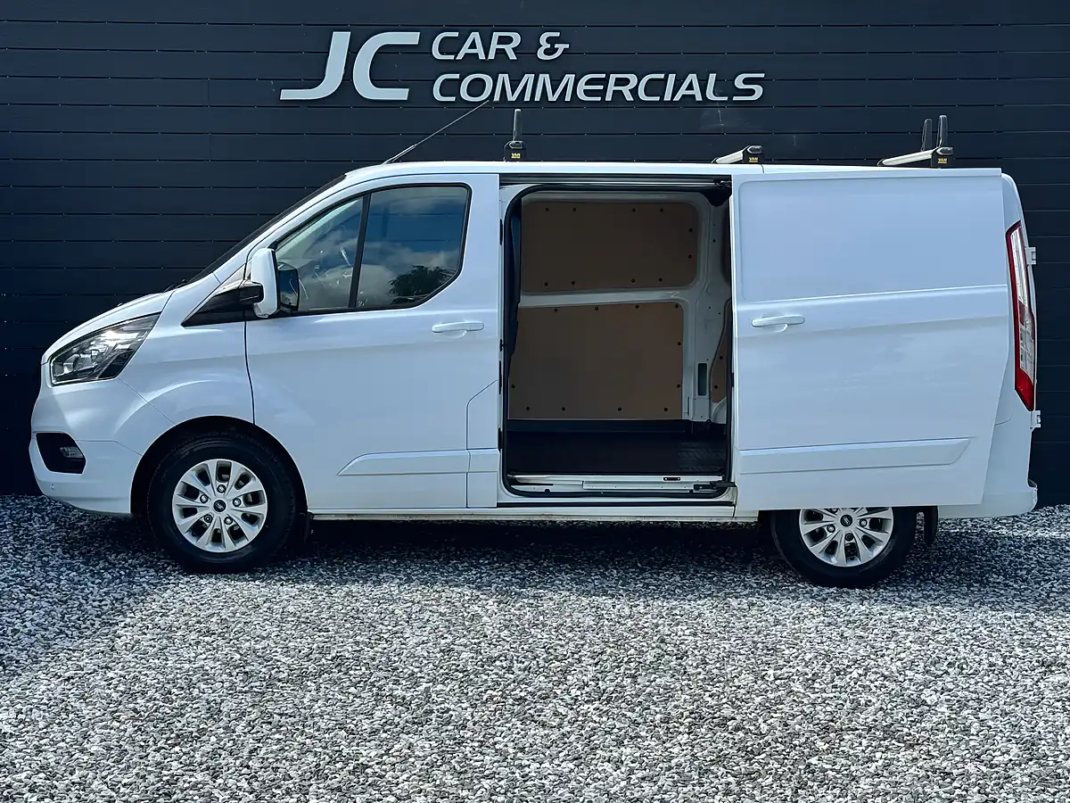 Used 2020 Ford Transit Custom Limited White - Interior and Exterior details 10