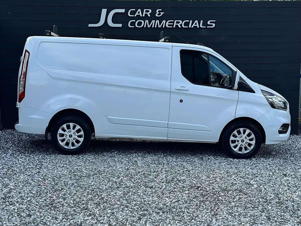 Used 2020 Ford Transit Custom Limited White - Interior and Exterior details 2