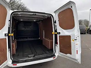 Used 2020 Ford Transit Custom Limited White - Interior and Exterior details 11