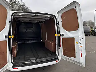 Used 2020 Ford Transit Custom Limited White - Interior and Exterior details 15