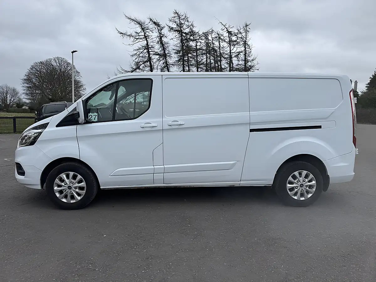 Used 2020 Ford Transit Custom Limited White - Interior and Exterior details 4