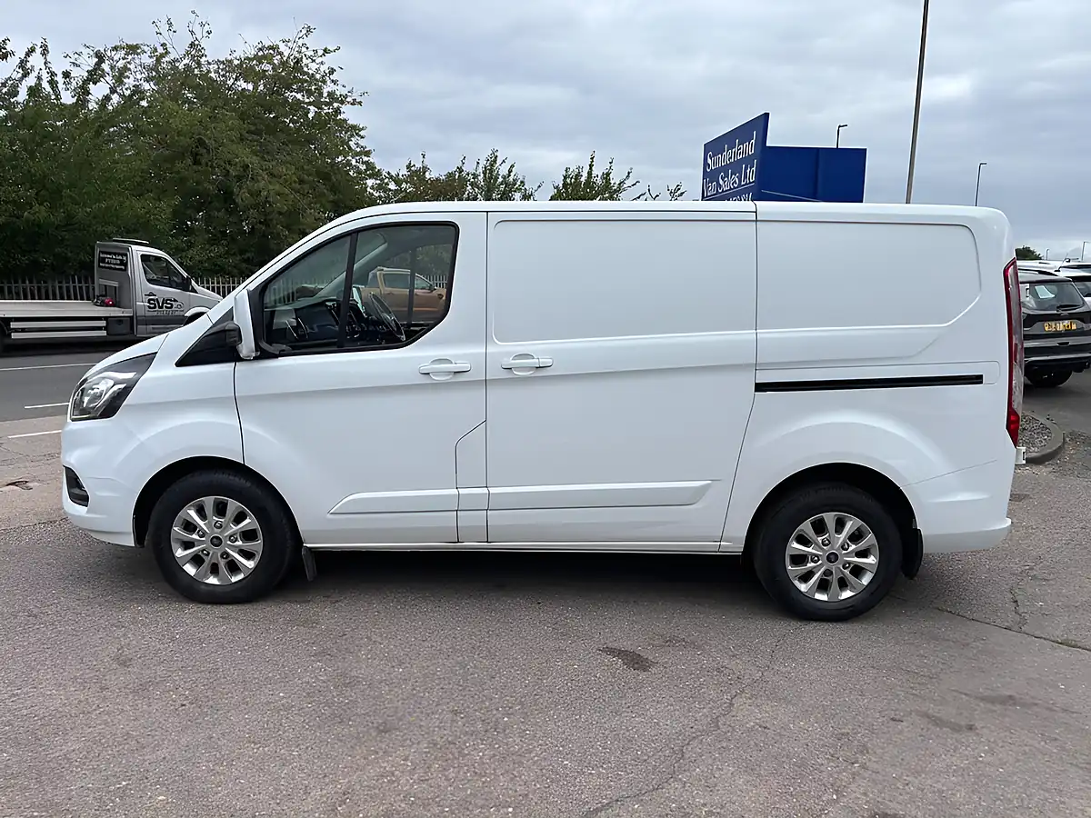 Used 2020 Ford Transit Custom Limited White - Interior and Exterior details 4