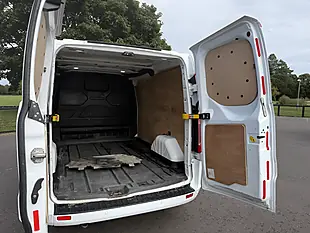 Used 2020 Ford Transit Custom Limited White - Interior and Exterior details 14