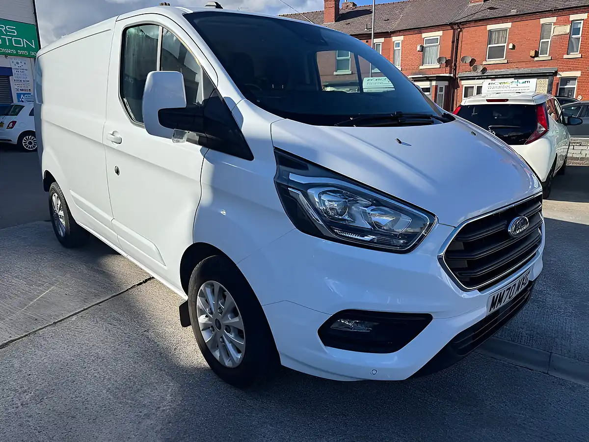 Used 2020 Ford Transit Custom Limited White - Interior and Exterior details 8