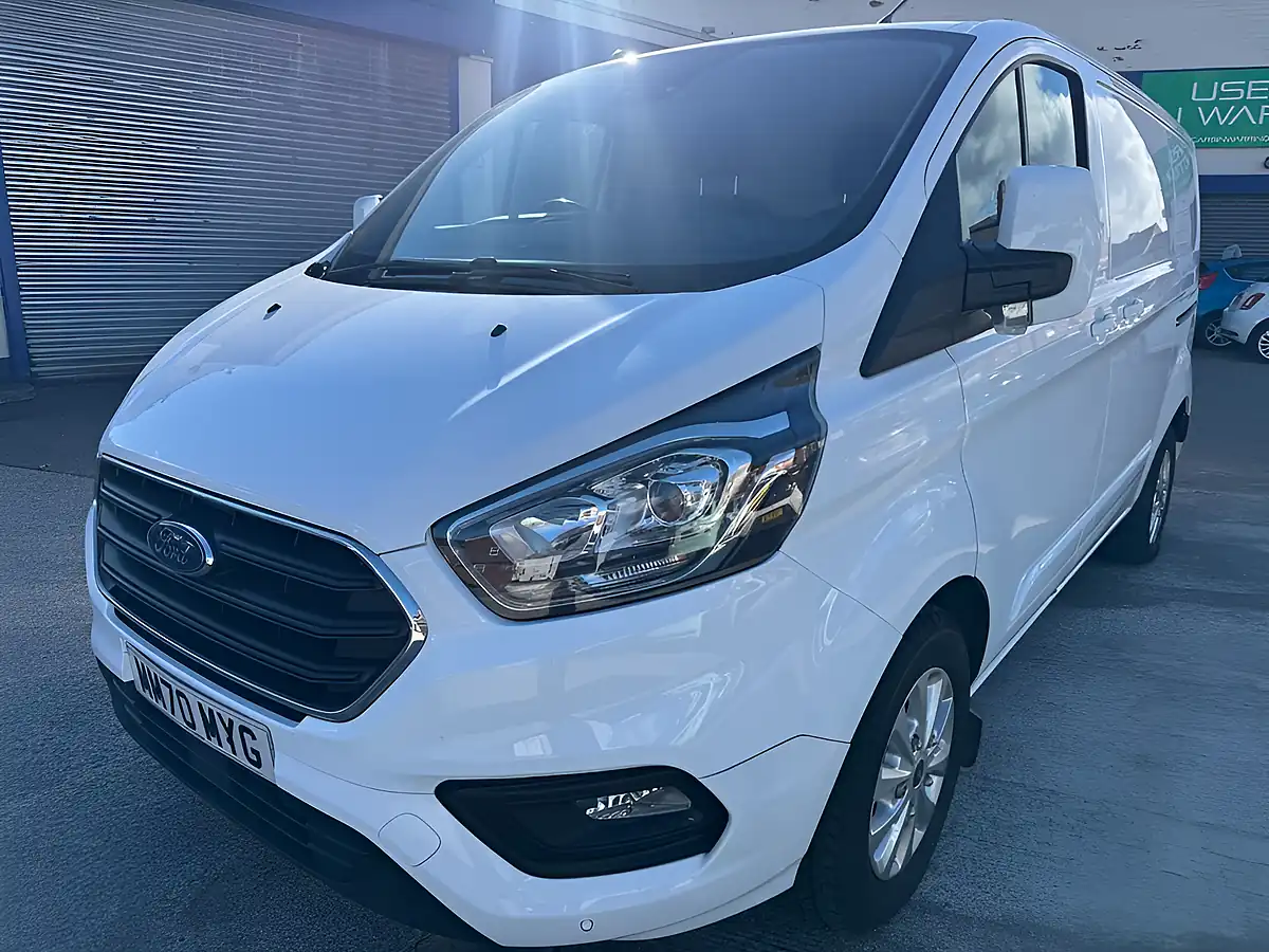 Used 2020 Ford Transit Custom Limited White - Interior and Exterior details 9