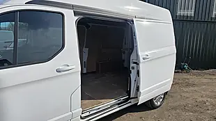 Used 2020 Ford Transit Custom Limited White - Interior and Exterior details 10