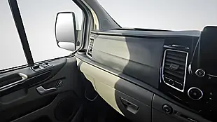 Used 2020 Ford Transit Custom Limited White - Interior and Exterior details 19