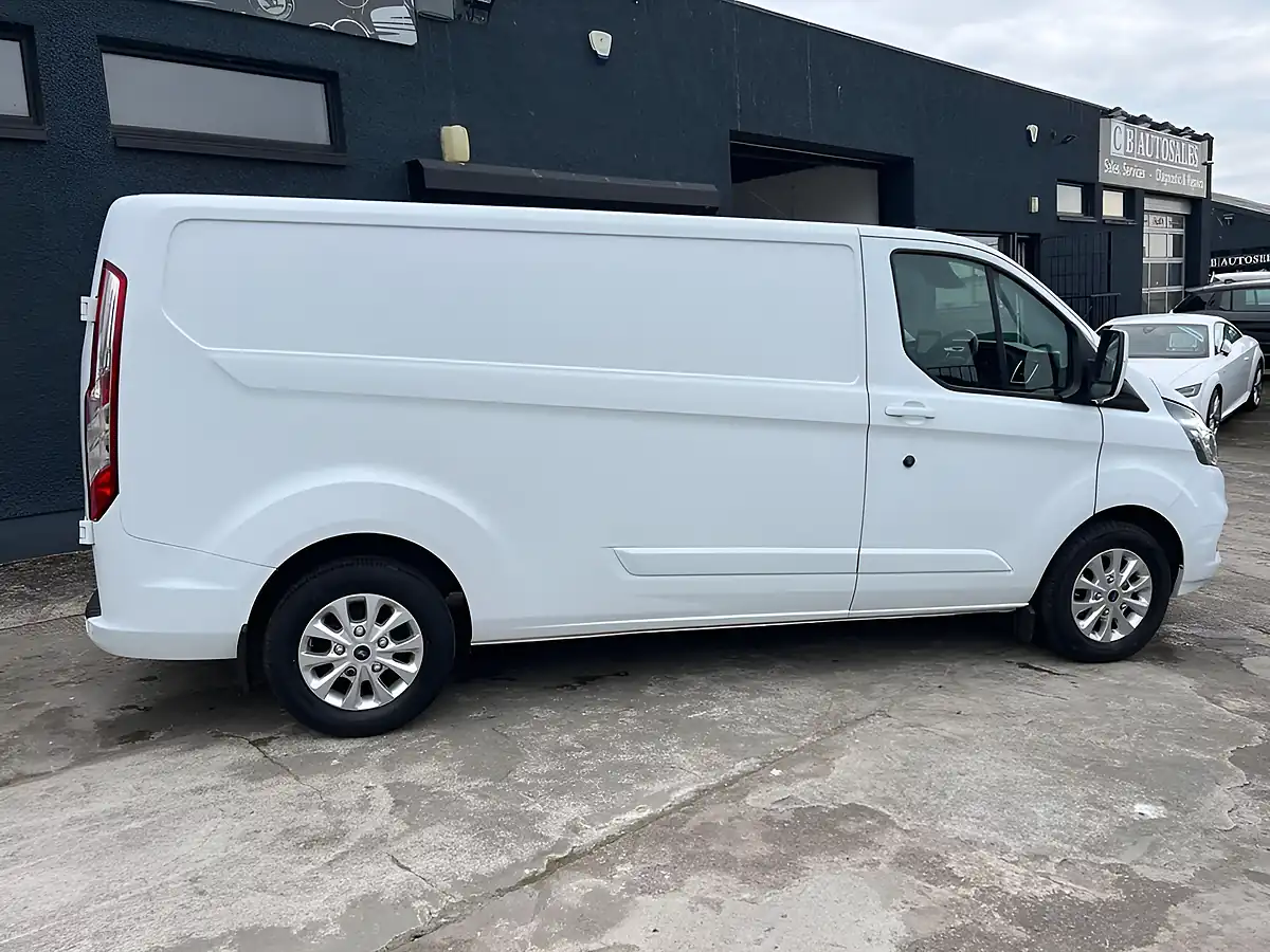 Used 2020 Ford Transit Custom Limited White - Interior and Exterior details 3