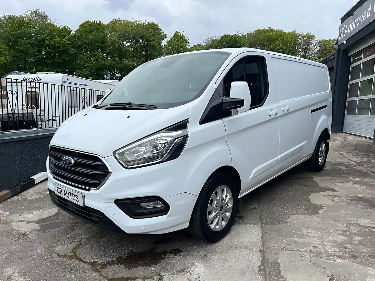 Used 2020 Ford Transit Custom Limited White - Interior and Exterior details 8