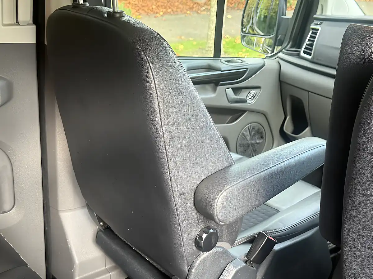 Used 2020 Ford Transit Custom Sport Black - Interior and Exterior details 10