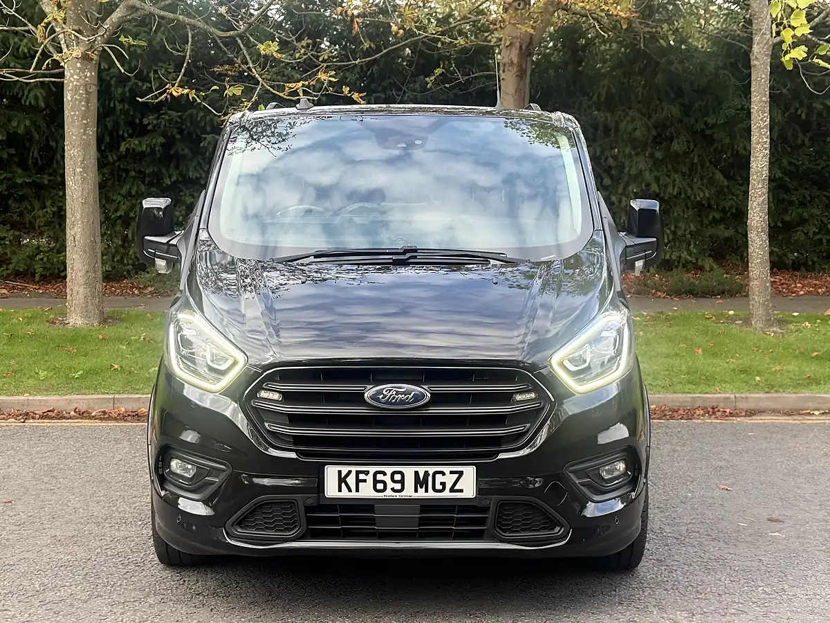Used 2020 Ford Transit Custom Sport Black - Interior and Exterior details 4