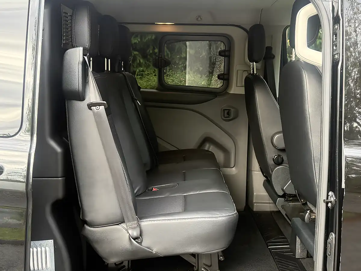 Used 2020 Ford Transit Custom Sport Black - Interior and Exterior details 9