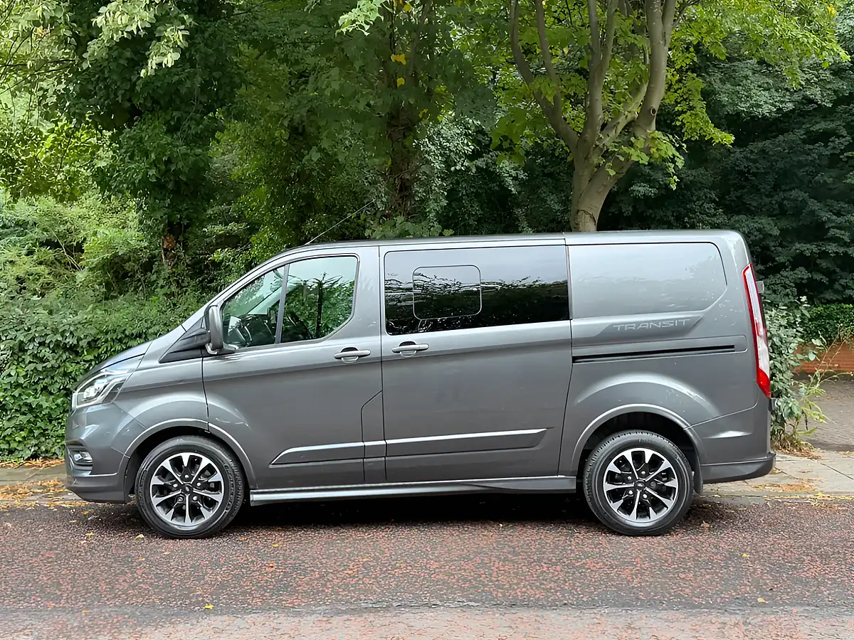 Used 2020 Ford Transit Custom Sport Crew Van L1 H1 Magnetic Grey - Interior and Exterior details 8