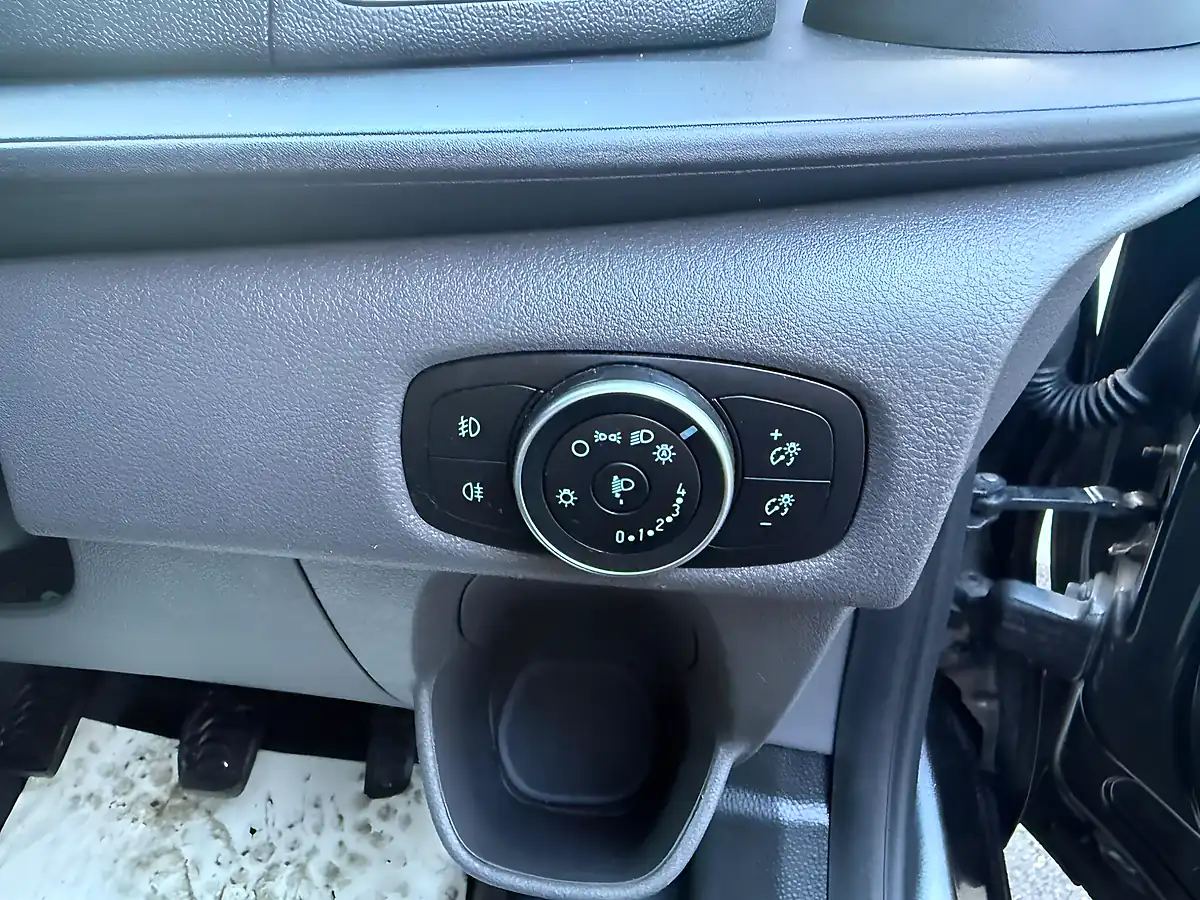 Used 2020 Ford Transit Custom Sport Grey - Interior and Exterior details 17