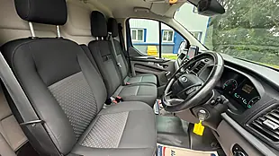 Used 2020 Ford Transit Custom Trend Blue - Interior and Exterior details 15