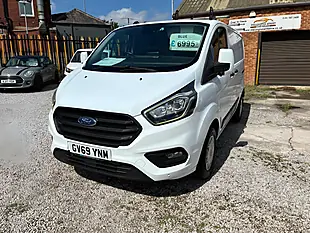 Used 2020 Ford Transit Custom Trend L1 H1 White - Interior and Exterior details 10