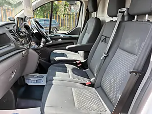 Used 2020 Ford Transit Custom Trend L1 H1 White - Interior and Exterior details 17