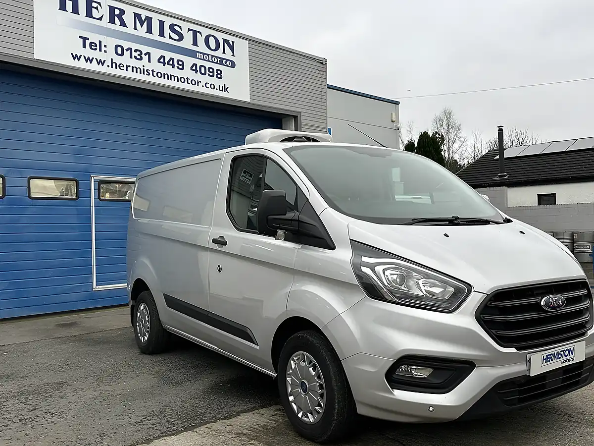 Used 2020 Ford Transit Custom Trend Silver - Front View
