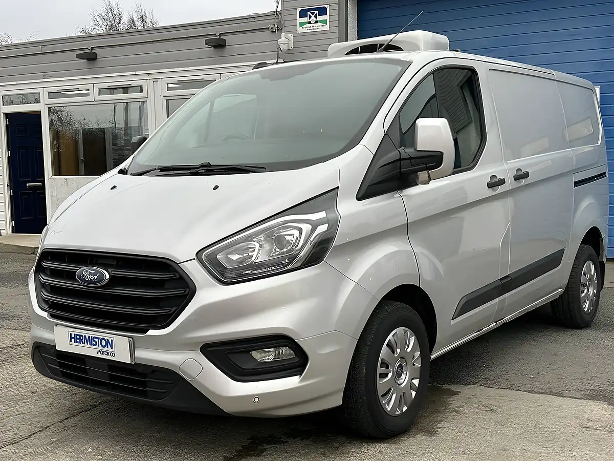 Used 2020 Ford Transit Custom Trend Silver - Interior and Exterior details 4