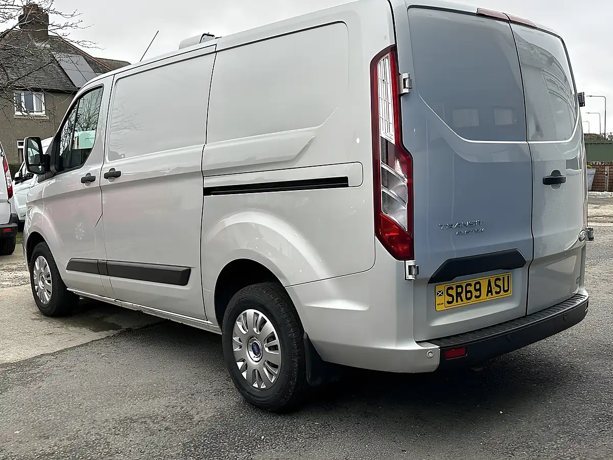 Used 2020 Ford Transit Custom Trend Silver - Interior and Exterior details 6