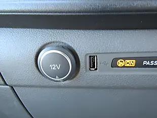 Used 2020 Ford Transit Custom Trend White - Interior and Exterior details 19
