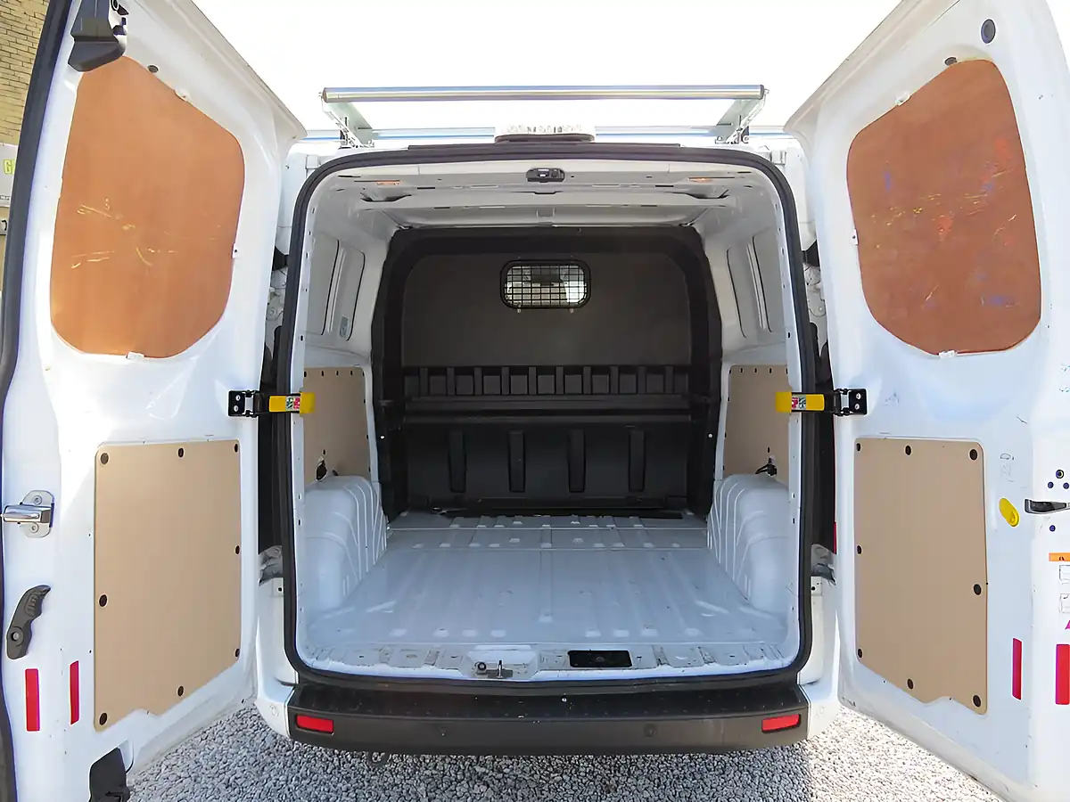 Used 2020 Ford Transit Custom Trend White - Interior and Exterior details 6