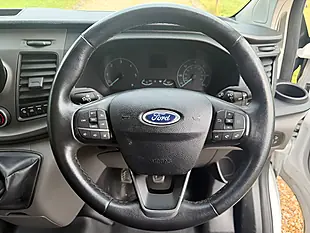 Used 2020 Ford Transit Custom Trend White - Interior and Exterior details 13