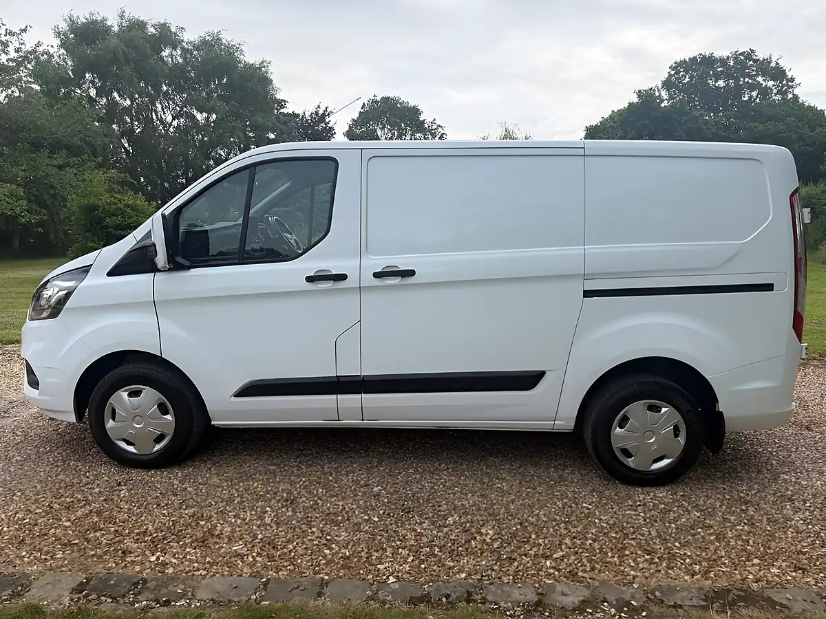 Used 2020 Ford Transit Custom Trend White - Interior and Exterior details 2