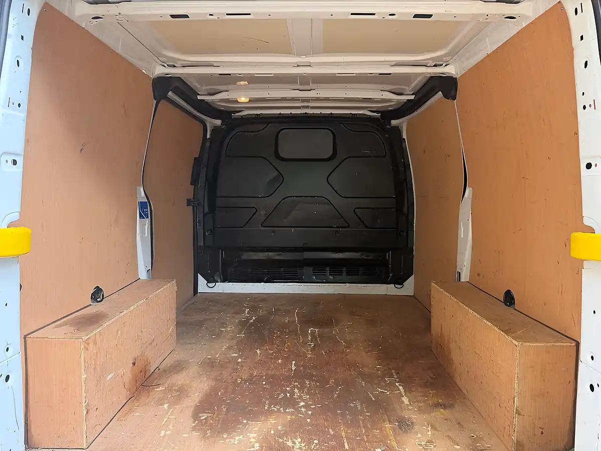Used 2020 Ford Transit Custom Trend White - Interior and Exterior details 20